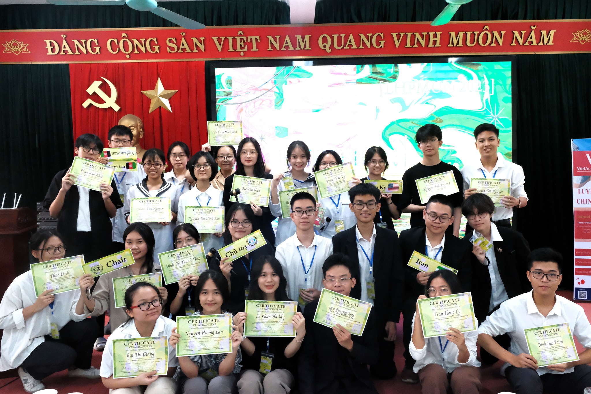 Học sinh câu lạc bộ MUN trường THPT chuyên Lê Hồng Phong tổ chức hội nghị mô phỏng Liên hợp quốc