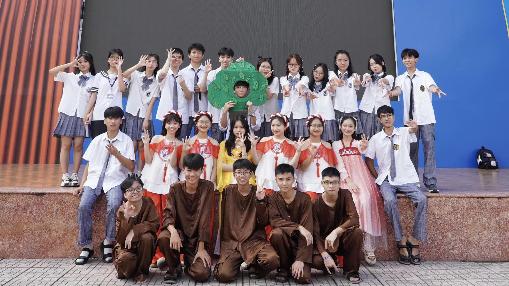 Học sinh nội trú Lê Hồng Phong với chương trình văn nghệ đặc sắc