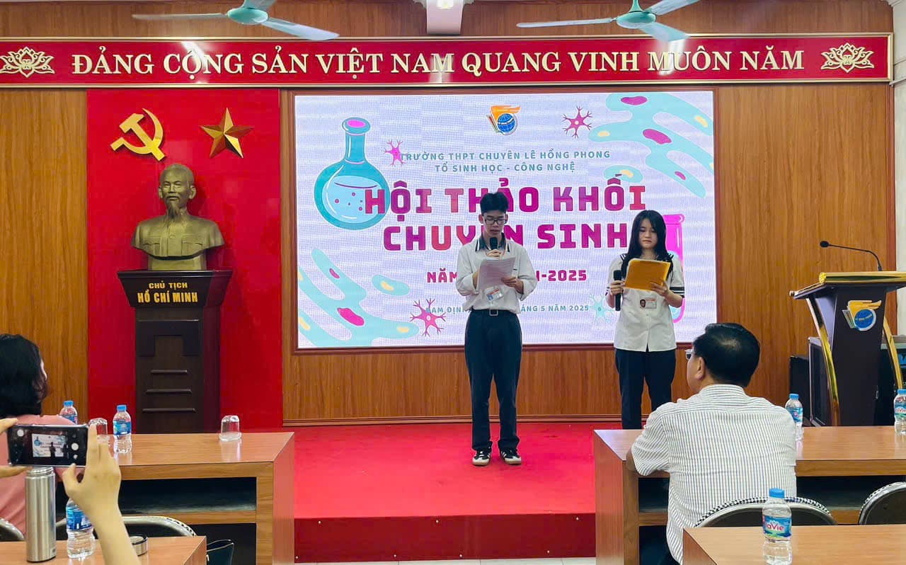 Hội thảo khối chuyên Sinh - năm học 2024-2025