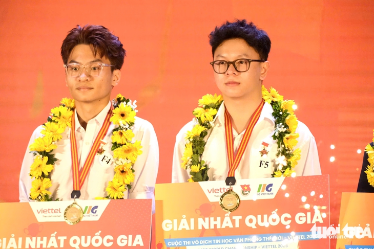 Nam sinh cấp THPT duy nhất đoạt giải nhất tin học văn phòng thế giới cấp quốc gia