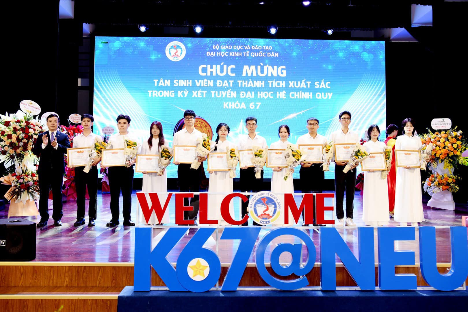 02 Học sinh đạt điểm xét tuyển tuyệt đối 30/30 vào Đại học Kinh tế Quốc dân