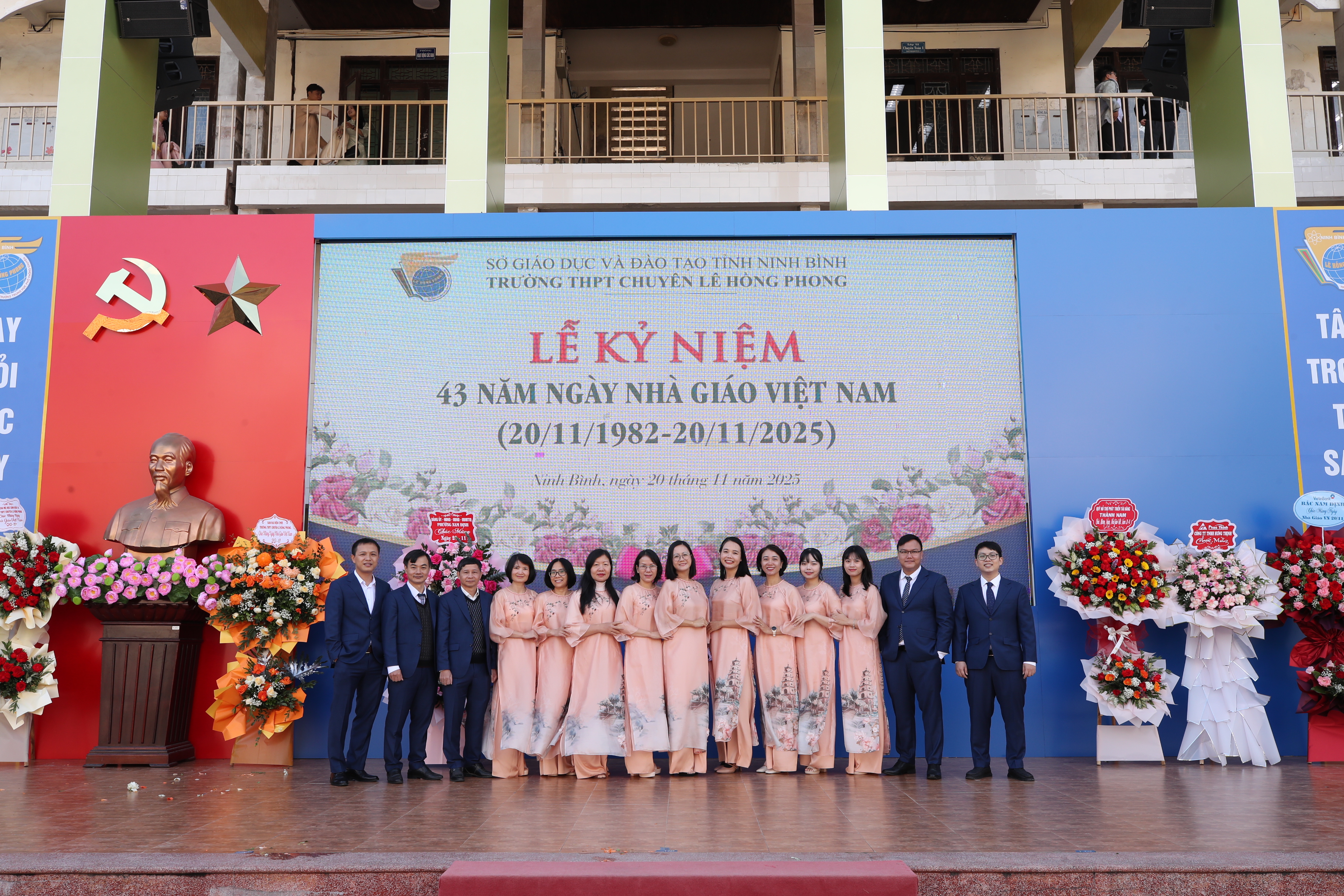 Tổ Vật lí - Công nghệ