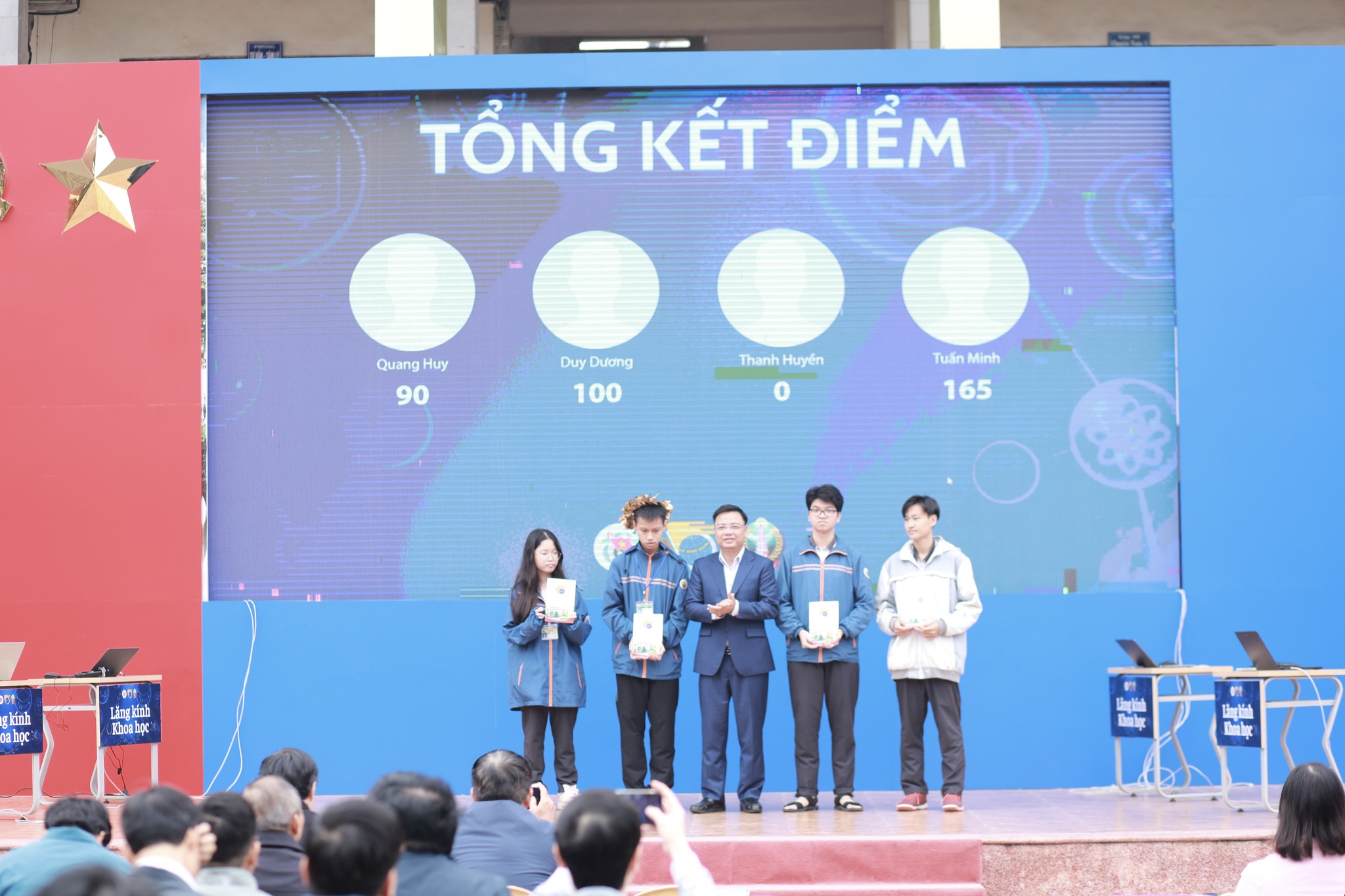 Sôi nổi, hào hứng trận thi đấu thứ 2 Cuộc thi “Lăng kính khoa học” năm học 2025-2026