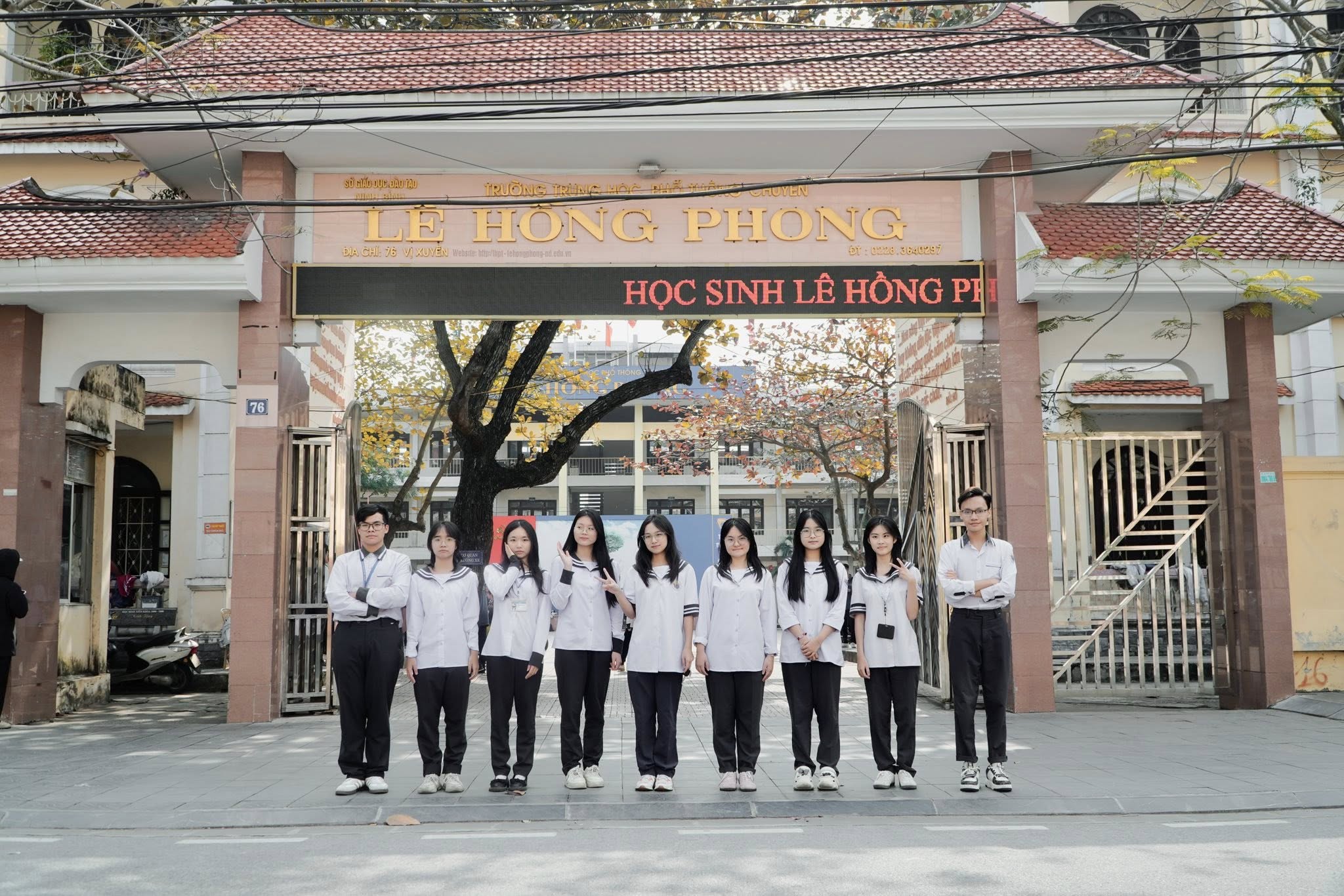 LES AMBASSADEURS DU SAVOIR – Đội tuyển học sinh giỏi quốc gia môn Tiếng Pháp Lê Hồng Phong
