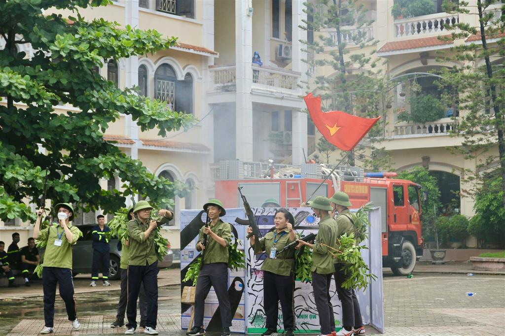 Hội thao Giáo dục quốc phòng và An ninh Phòng cháy, chữa cháy năm học 2021 - 2022