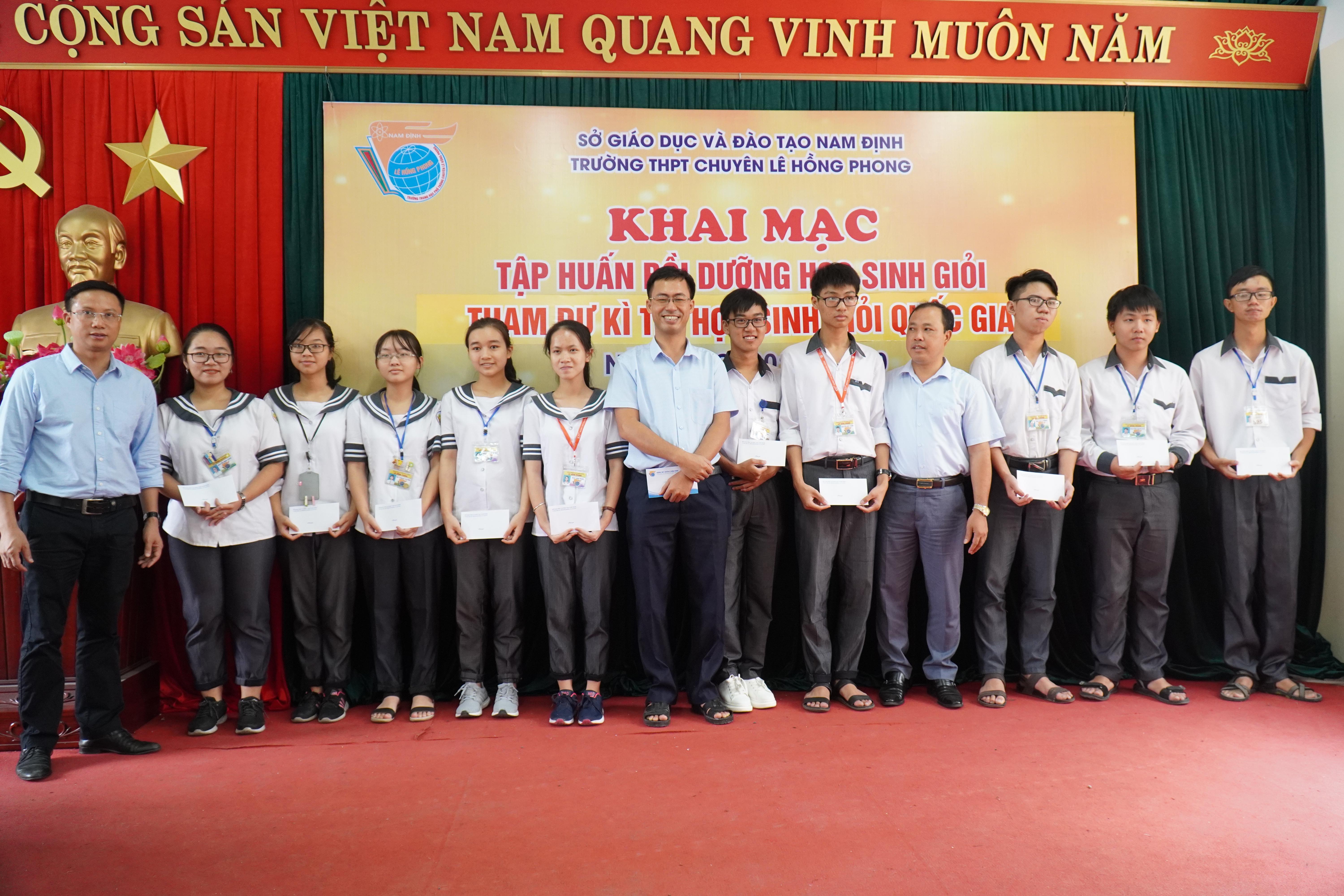 Khai mạc đợt tập huấn các đội tuyển tham dự kì thi HSGQG 2019